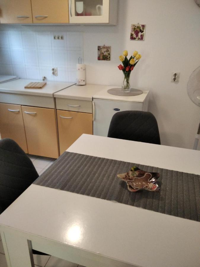 Apartment Anny Pula Luaran gambar